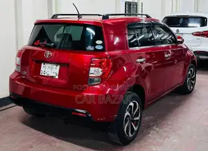 Toyota ist G NEW SHAPE 2010