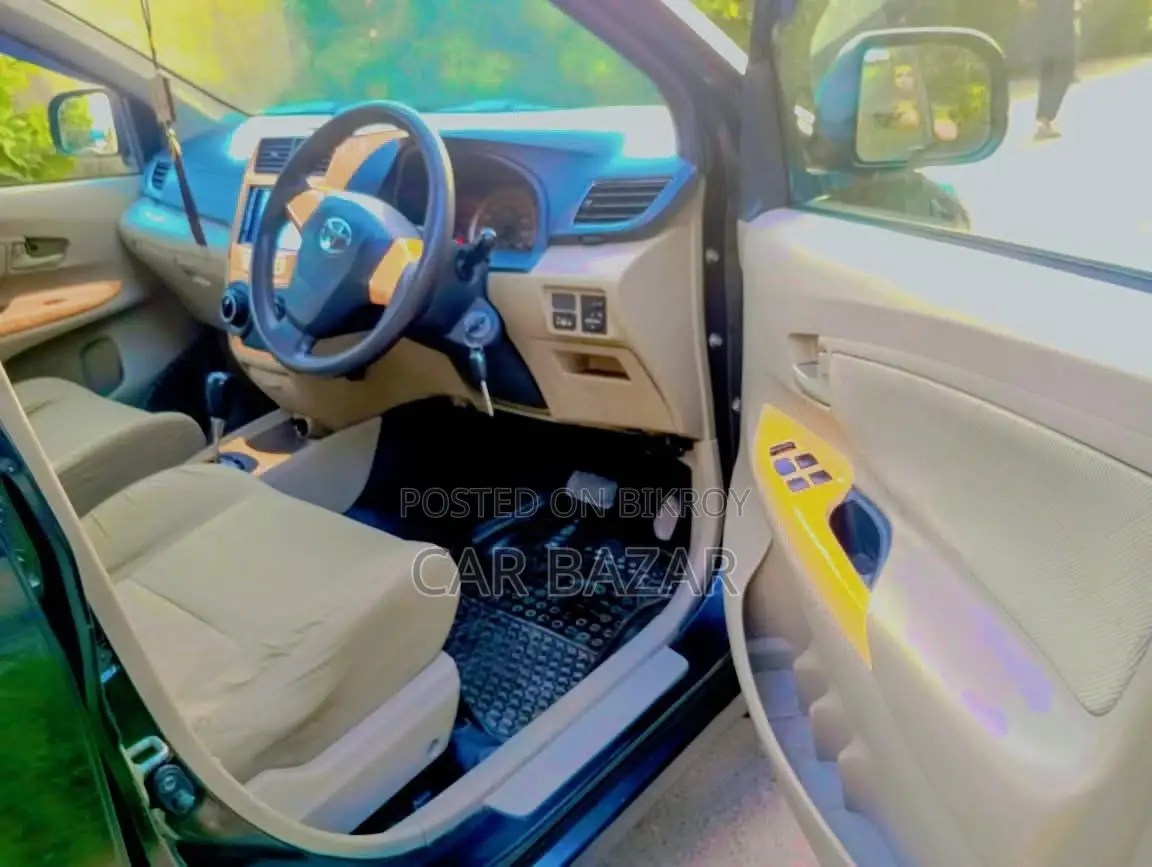 Toyota Avanza S 7seat New Shape 2014
