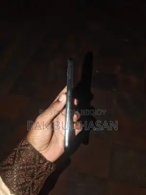 Samsung Galaxy S22 (ব্যবহৃত)