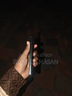 Samsung Galaxy S22 (ব্যবহৃত)