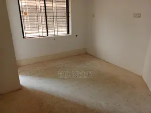 Commercial 2500 sft office space available in Gulshan Avenue