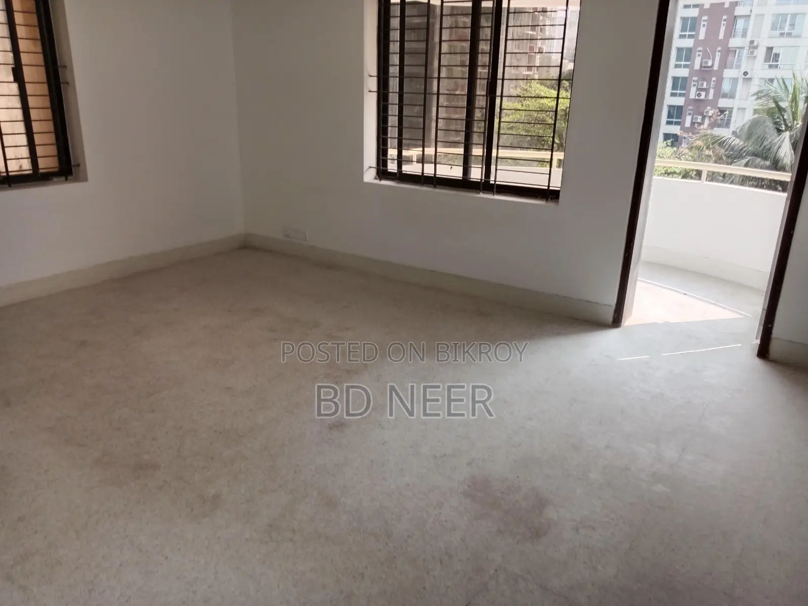 Commercial 2500 sft office space available in Gulshan Avenue