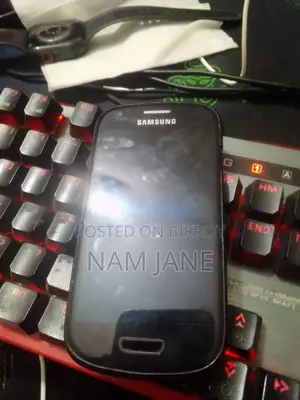 Samsung Mobile Phone (Used)