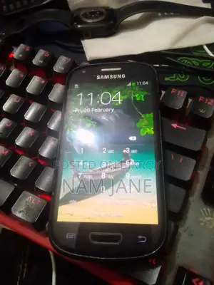 Samsung Mobile Phone (Used)