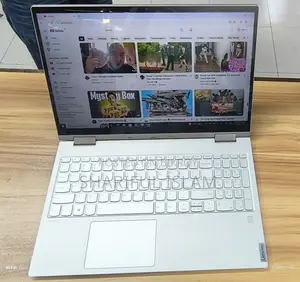 ফুল ফ্রেশ ল্যাপটপ