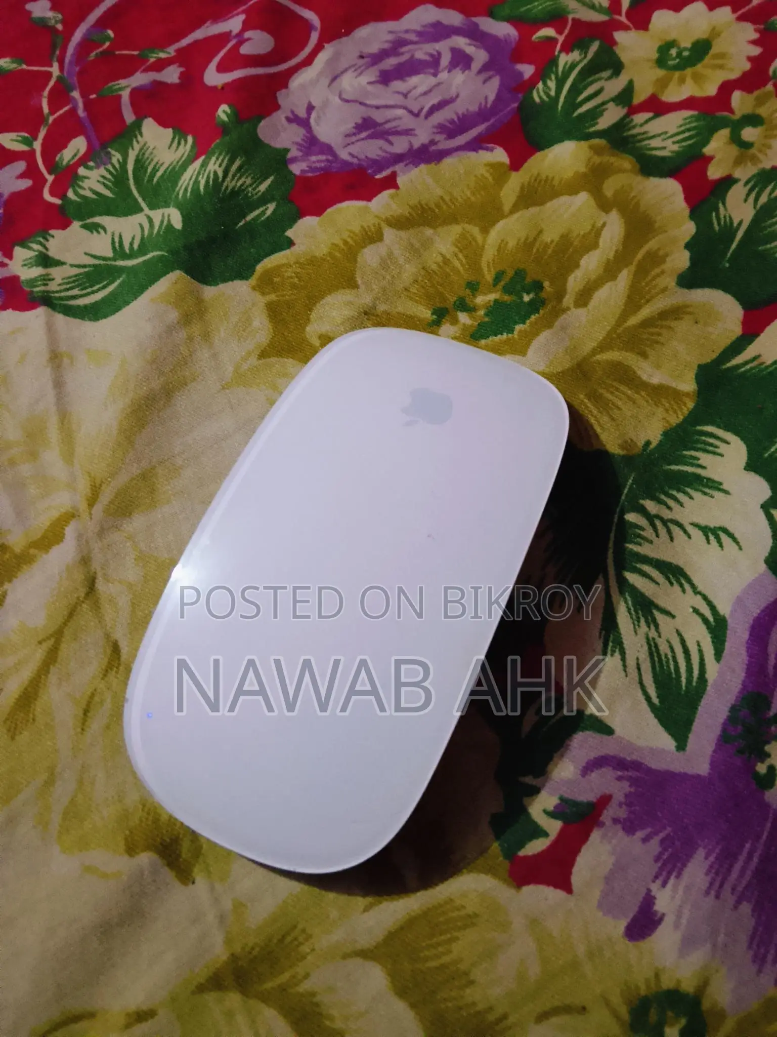 APPLE MOUSE