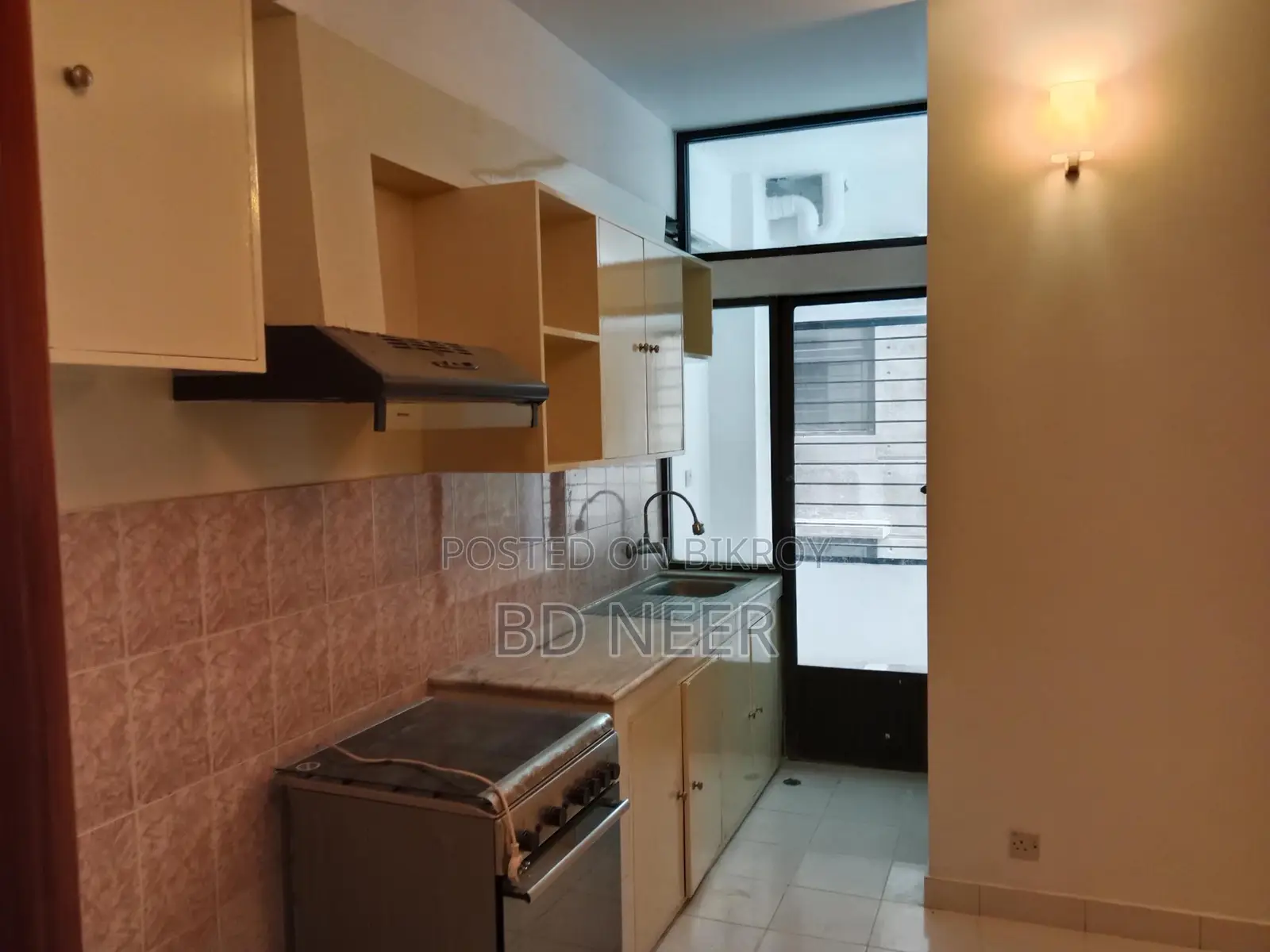 Good looking 3 Bed room apt available in Gulshan