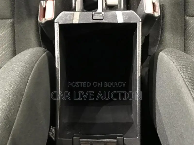 Toyota Fielder Non Hybrid EX pack 2021