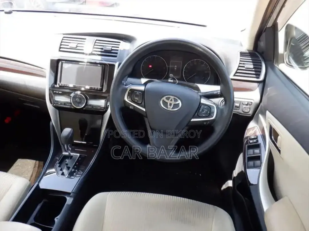 Toyota Premio G LED PACKAGE 2017