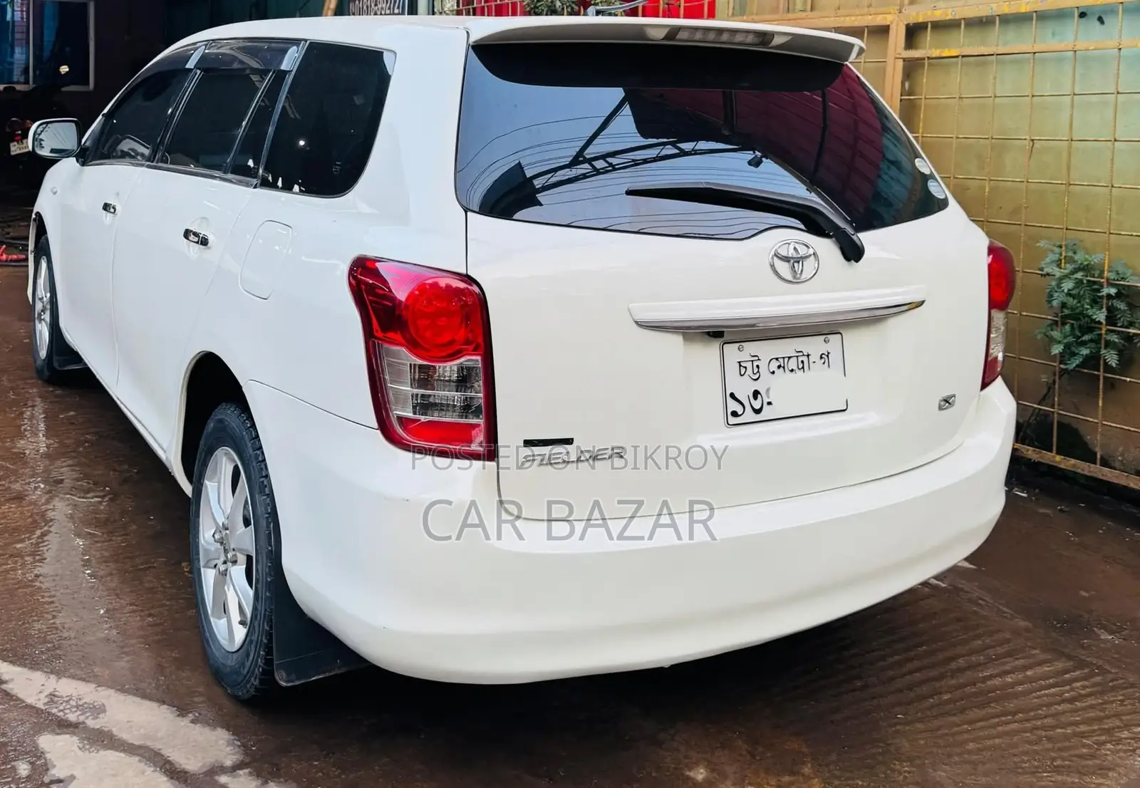 Toyota Fielder G EDITION PUSH 2011