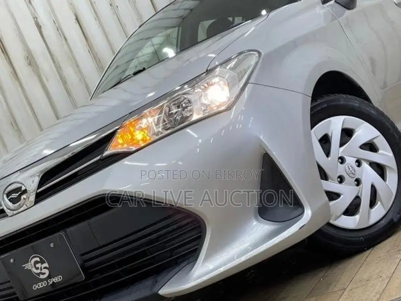 Pre-order Toyota Fielder EX Package 2021