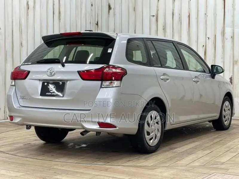 Toyota Fielder Non-Hybrid Ex 2021