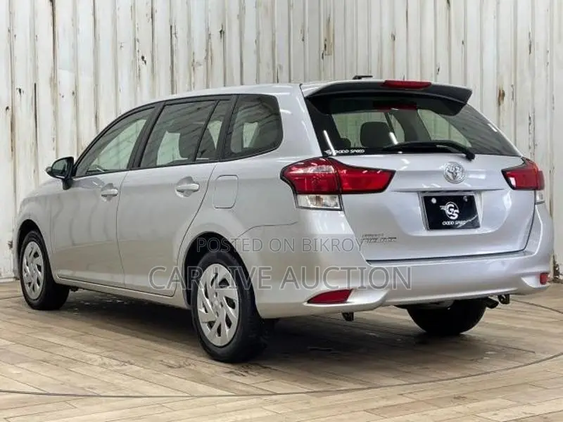 Toyota Fielder Non-Hybrid Ex 2021