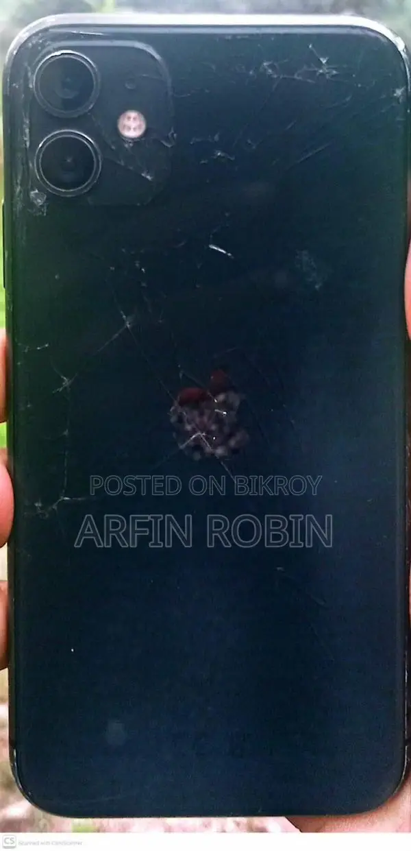 Apple iPhone 11 (Used)