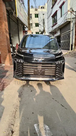 Toyota Voxy HYBRID SZ-PACKAGE 2023