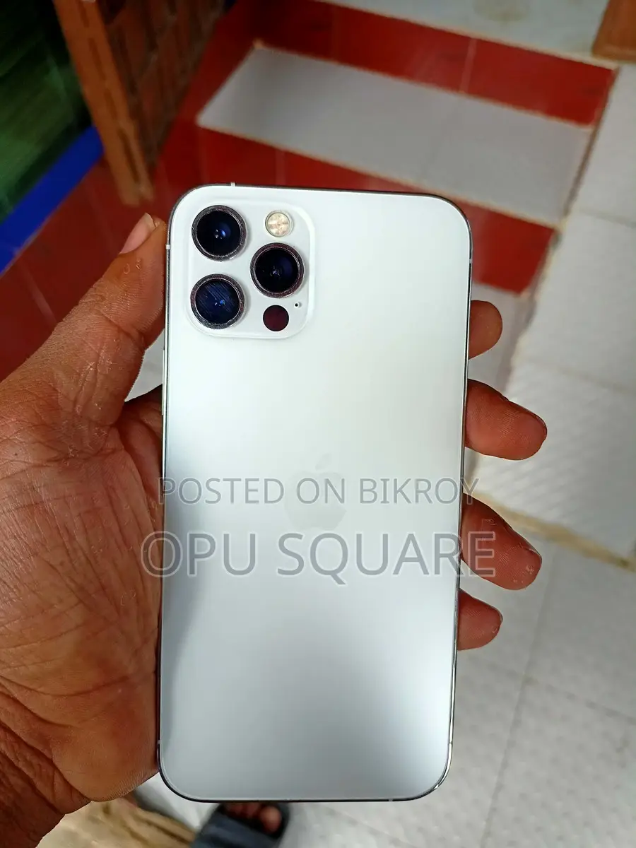 Apple iPhone 12 Pro (Used)