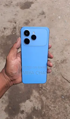 Tecno Spark 40 8+8GB 256 (Used)