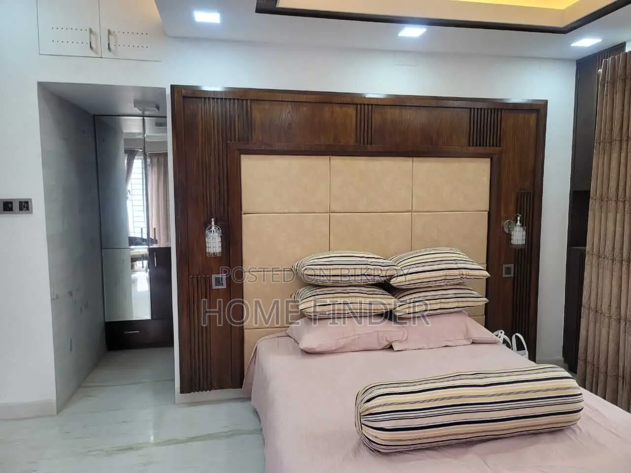 গুলশানে ২৬০০ বর্গফুটের ৩ বেডরুমের সম্পূর্ণ ফার্নিশড ফ্ল্যাট ভাড়ার জন্য