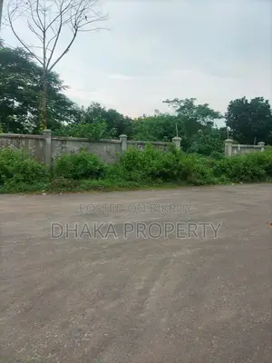 75ft Rd 6.25 Katha South at Sector- 3