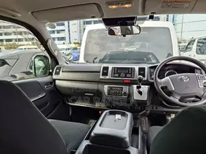Toyota Hiace SUPER GL DARK PRIME 2021