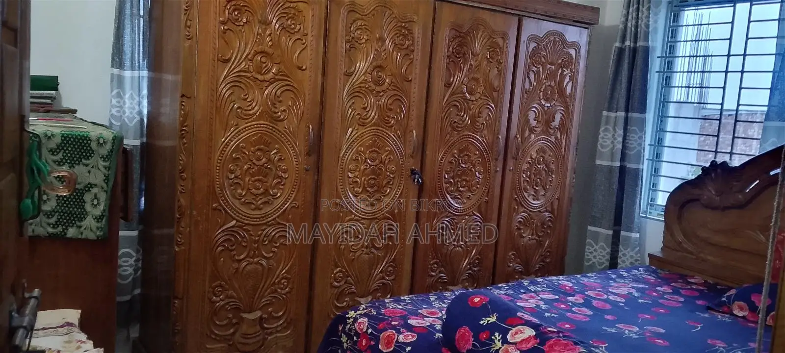 এই আলমারি টি এমার্জেন্সি বিক্রি হবে