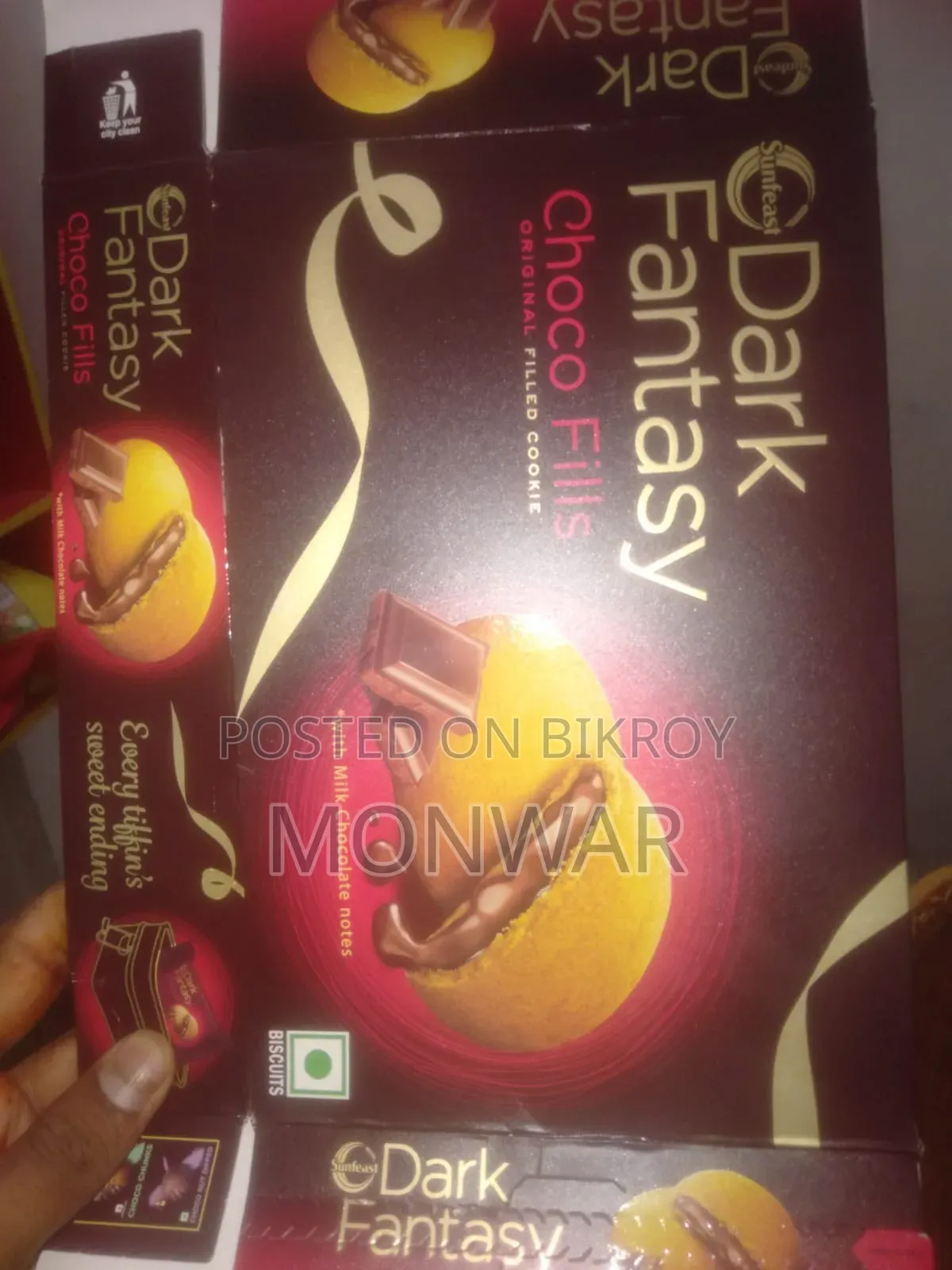 Indian Chocolates Kitkat, Dairy Milk, Snaker, Silk