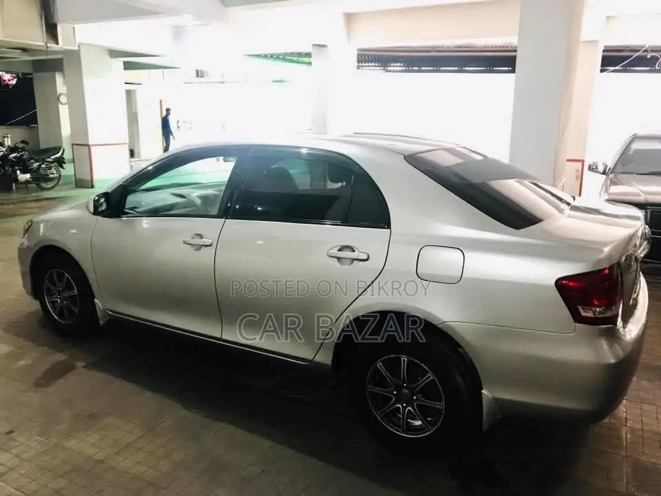 Toyota Axio X SILVER 2007