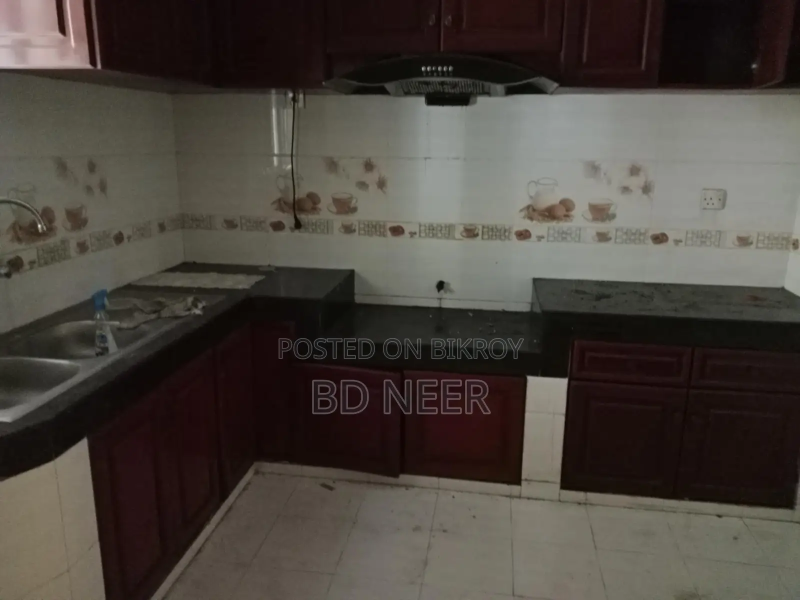 very nice 2200 sft 3 Bed room apt rent in banani
