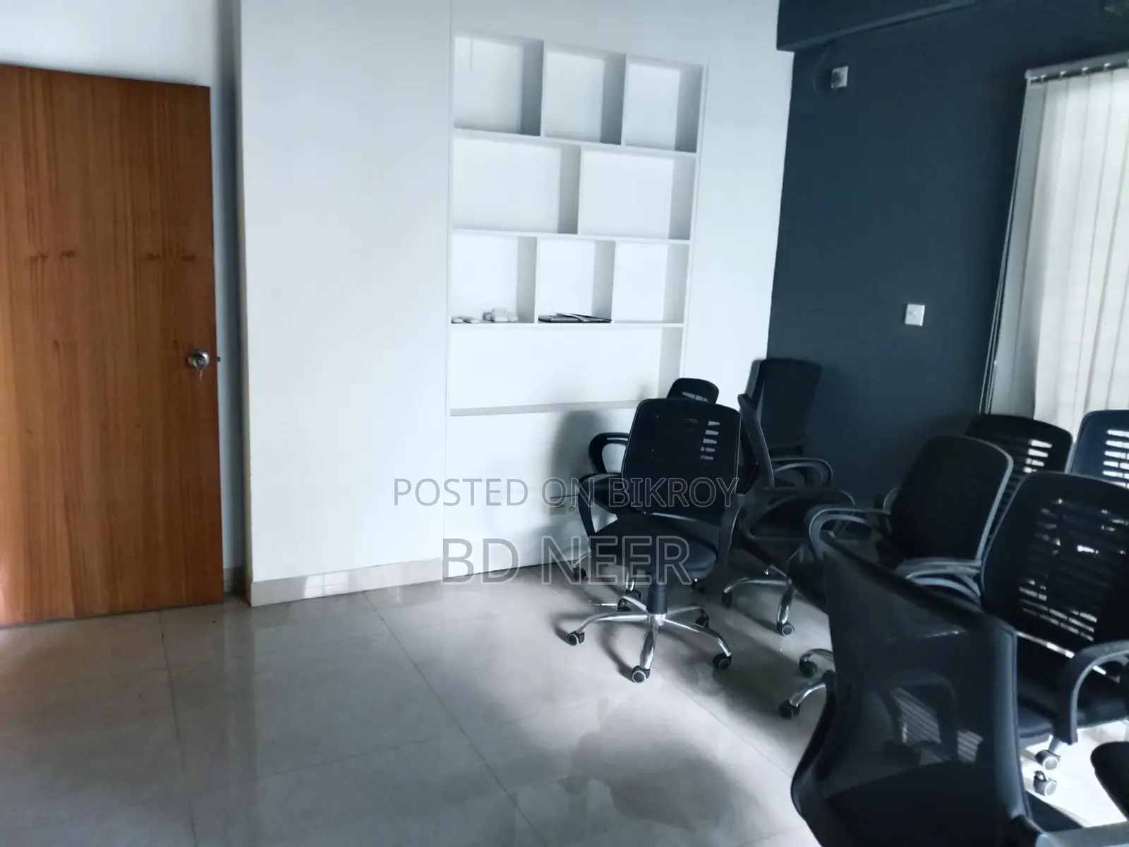 very nice 2200 sft 3 Bed room apt rent in banani
