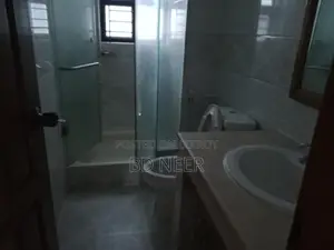 beautiful looking 3 Bed room apt rent in Gulshan