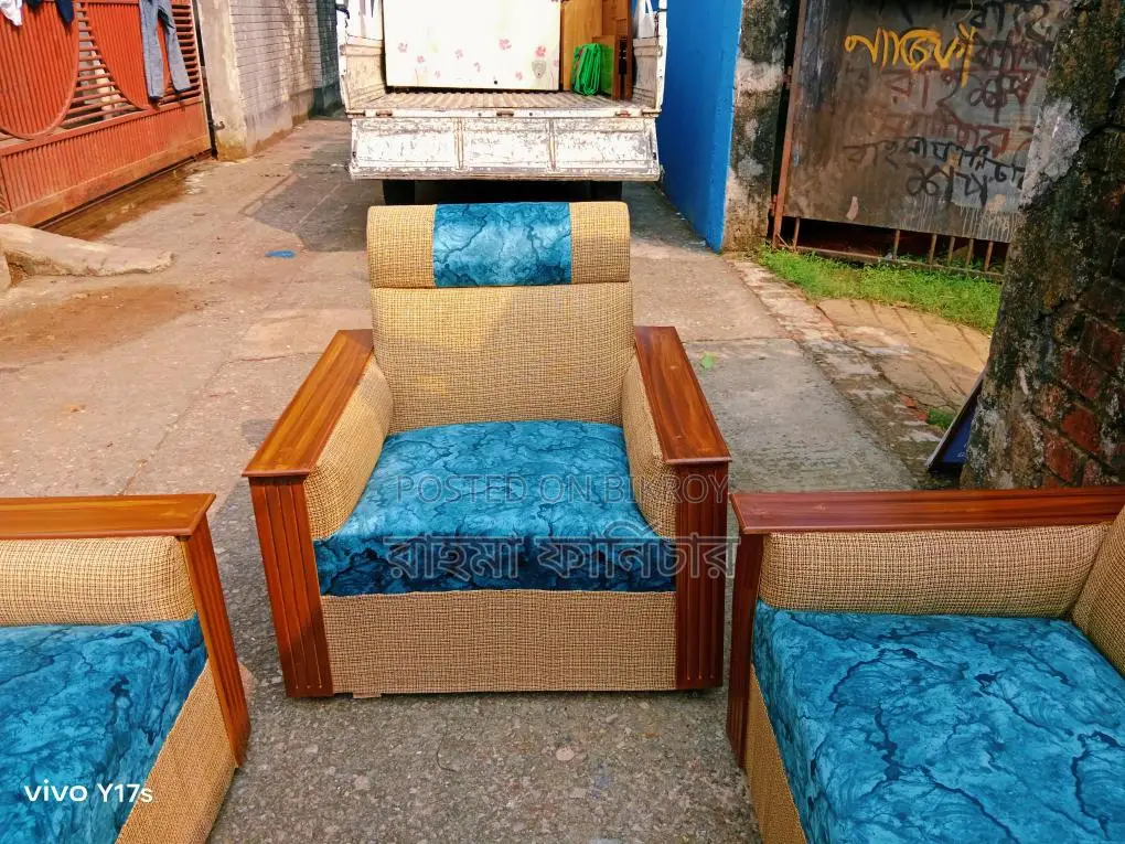 Buy Classic Design Sofa Set at an Affordable Price