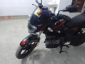 Bajaj Pulsar 150 . 2022