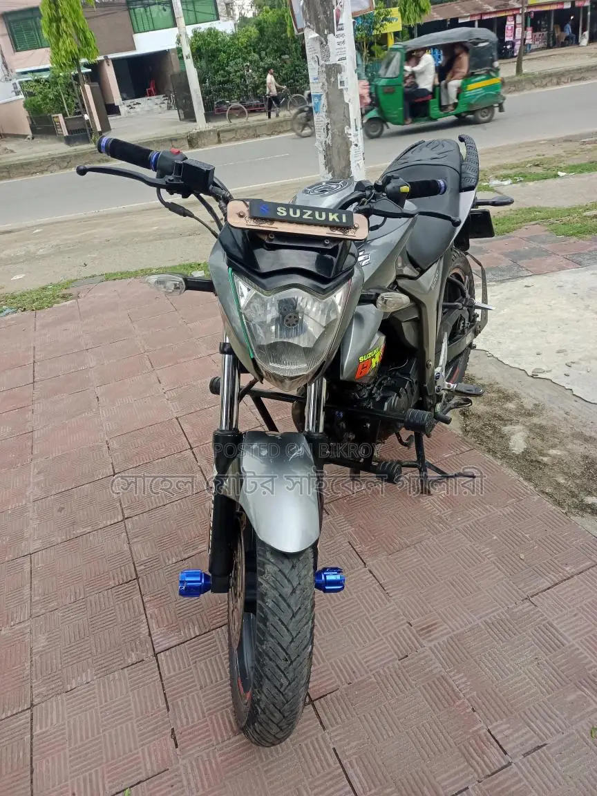 Suzuki Gixxer 2020