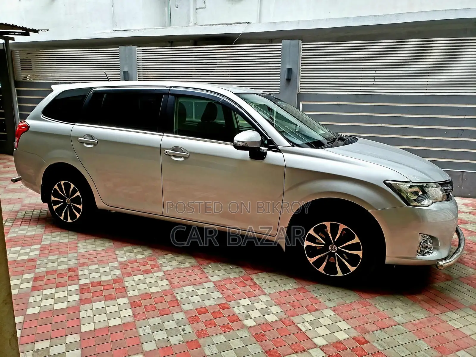 Toyota Fielder X Extremely Fresh 2012