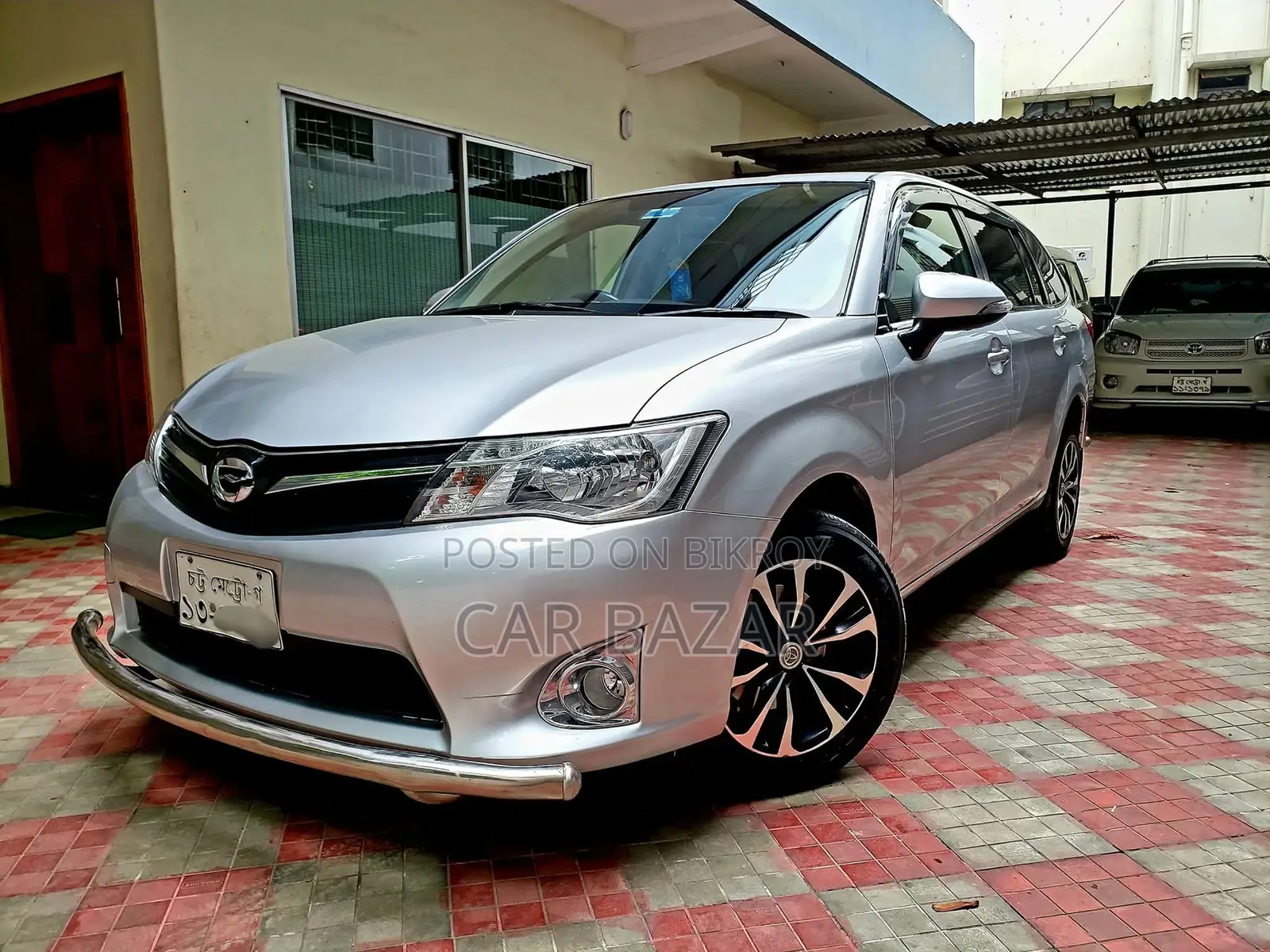 Toyota Fielder X Extremely Fresh 2012
