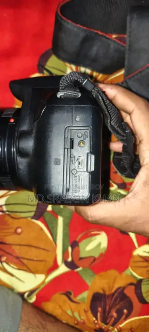 Cannon 1300d