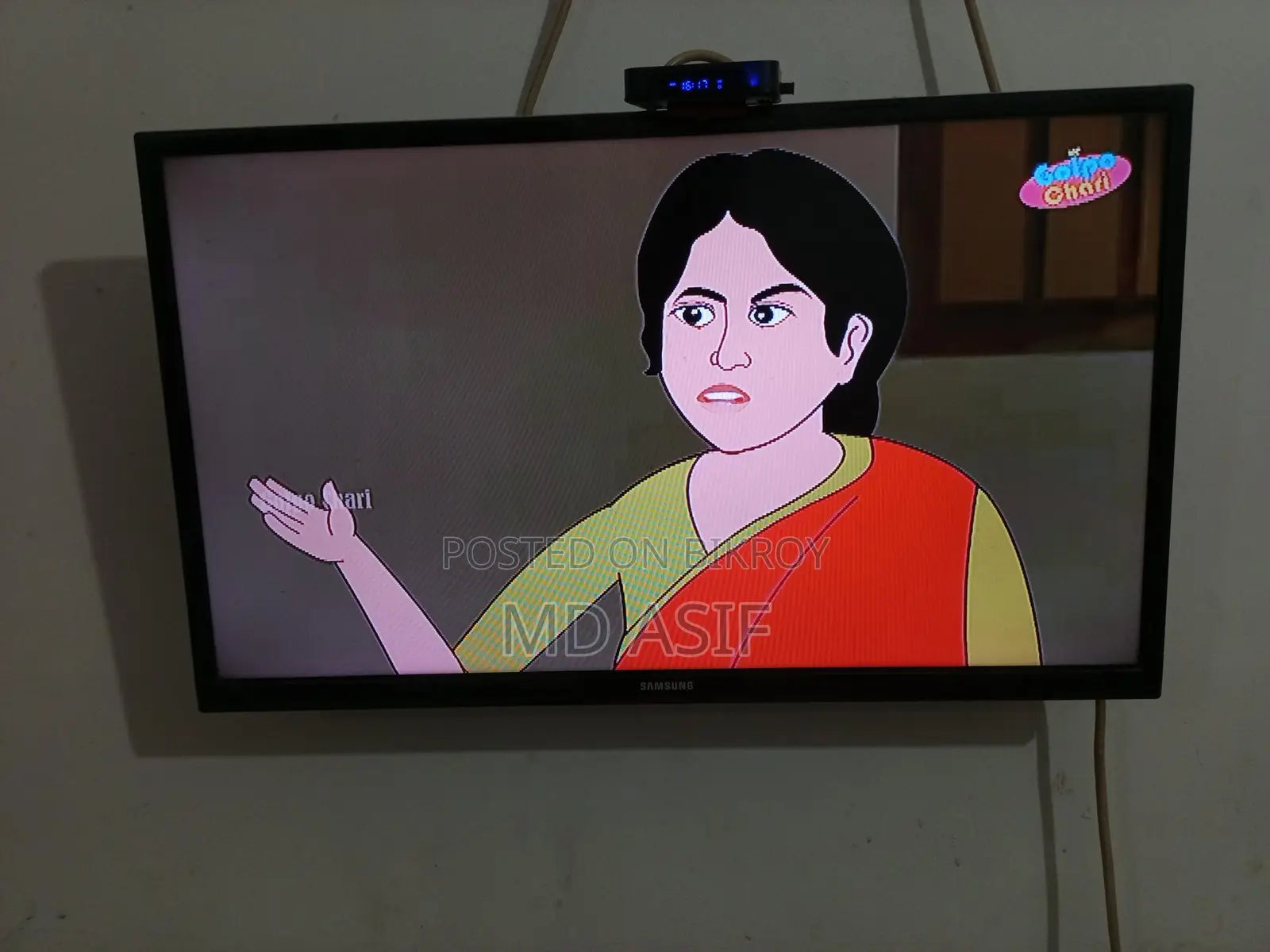 TV in perfect condition, comes with original TV card and smart box