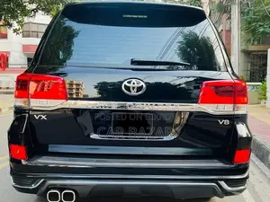 Toyota Land Cruiser 4.5 V8 VXR 2014 Black