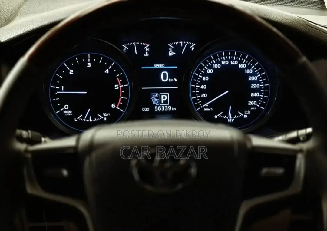 Toyota Land Cruiser 4.5 V8 VXR 2014 Black
