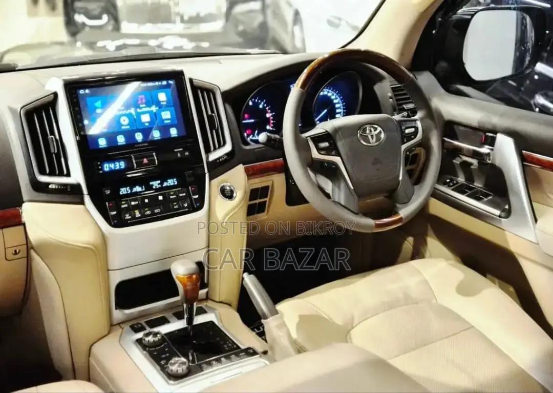 Toyota Land Cruiser 4.5 V8 VXR 2014 Black