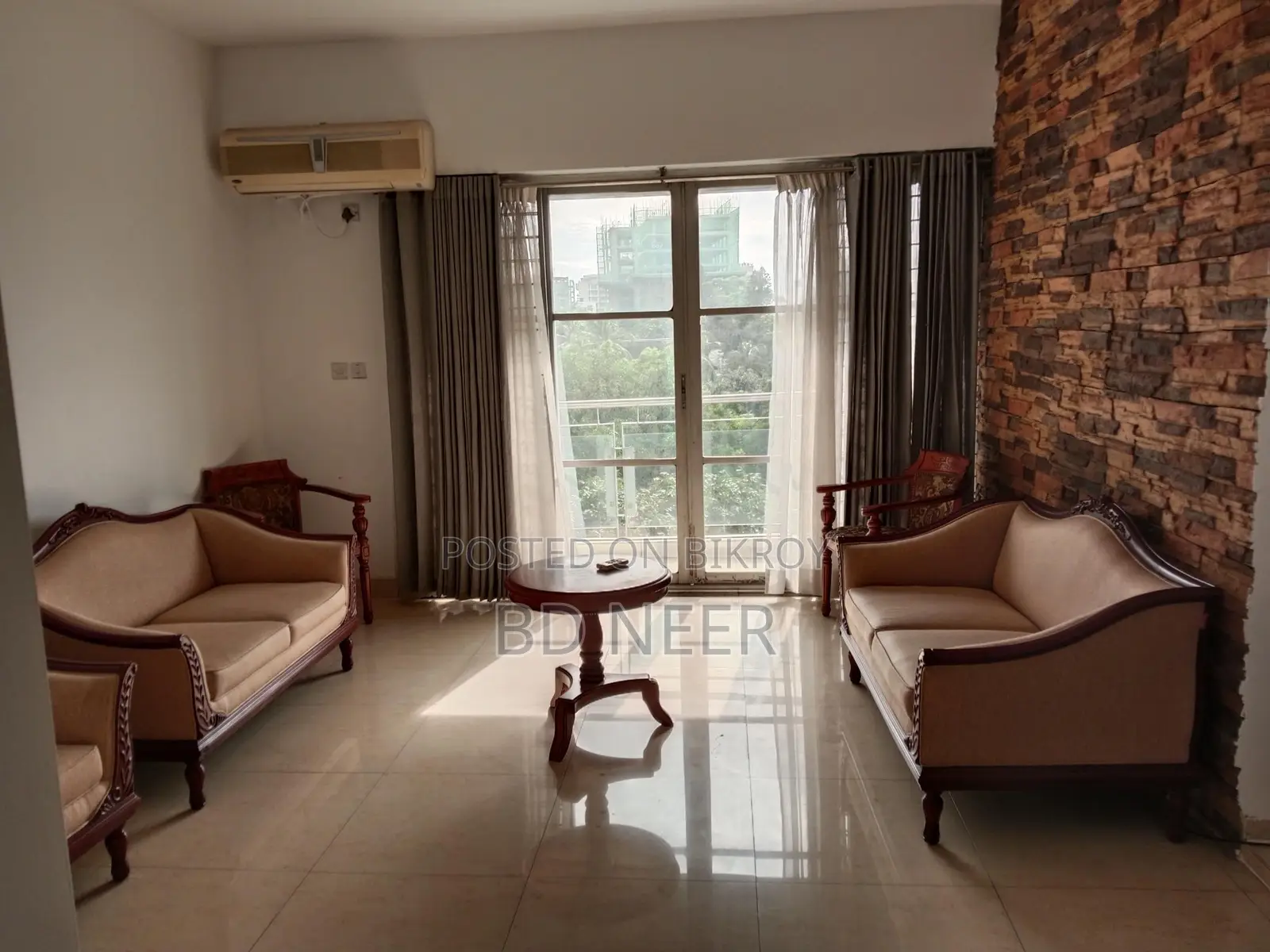 Looking good unfurnished 3 bedroom apartment rent in Gulshan north side
