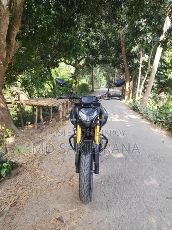 Hero Xtreme 160R . 2025