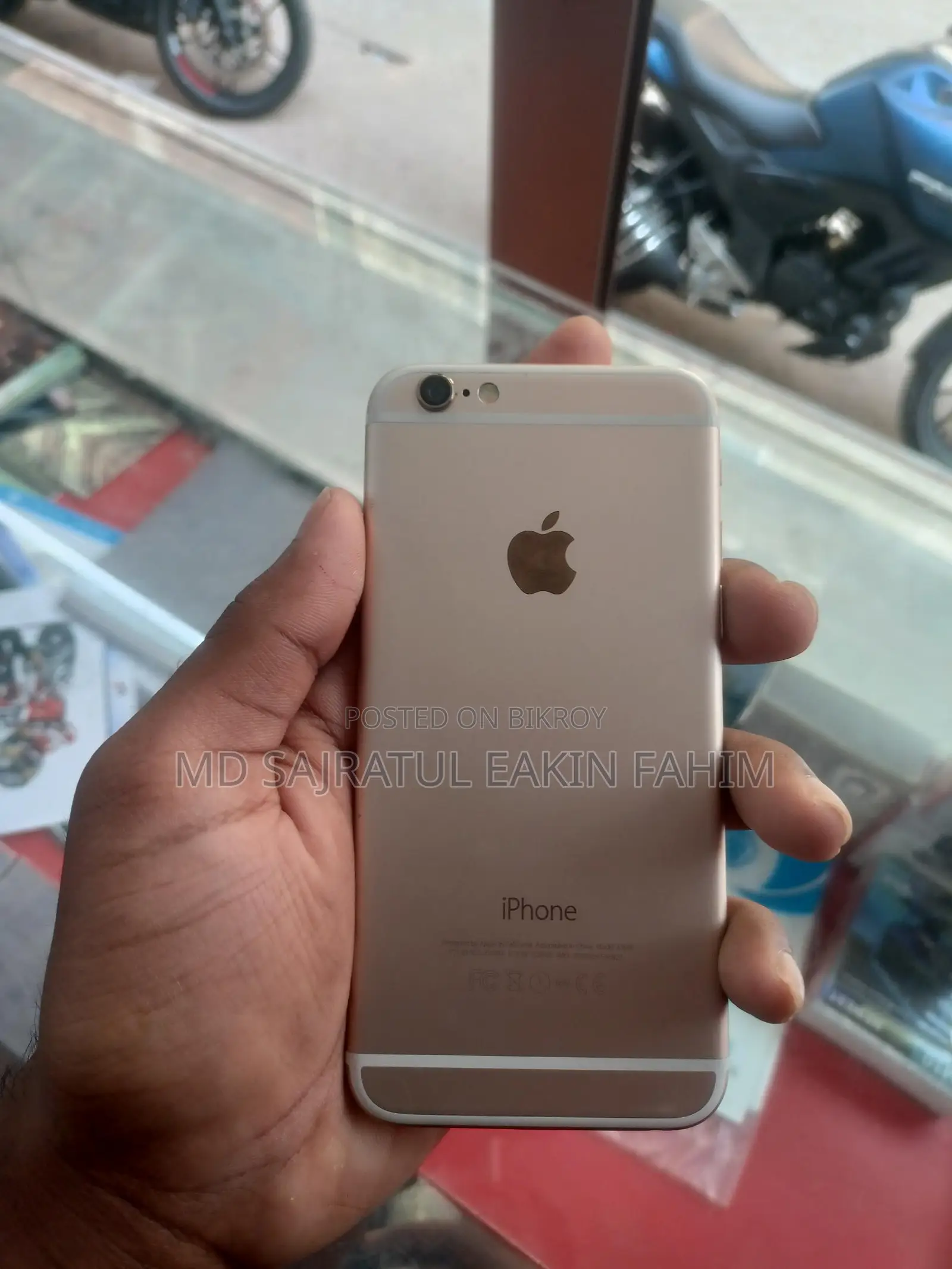 Apple iPhone 6 . (Used)