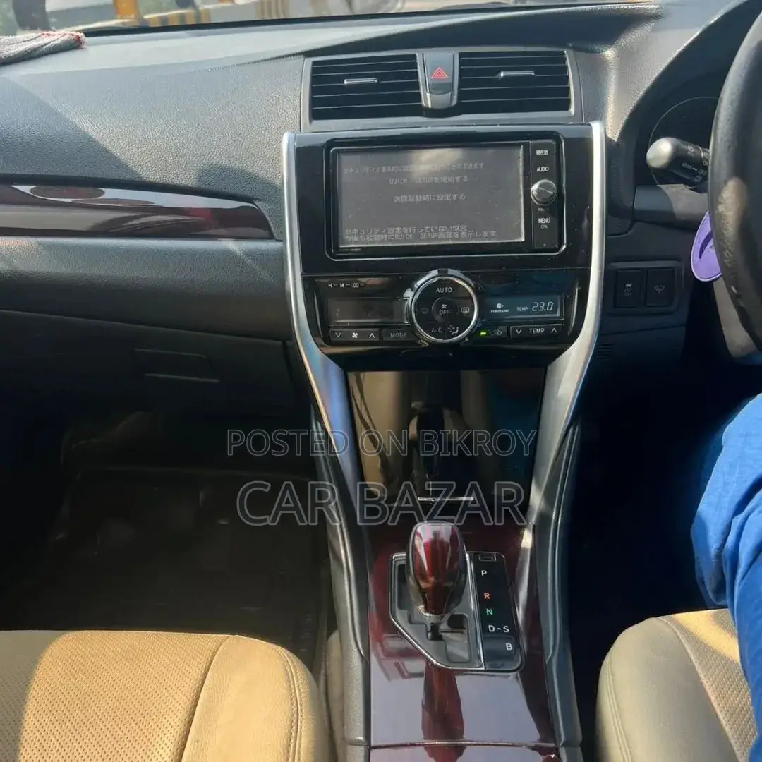 Toyota Premio Fex Package 2016
