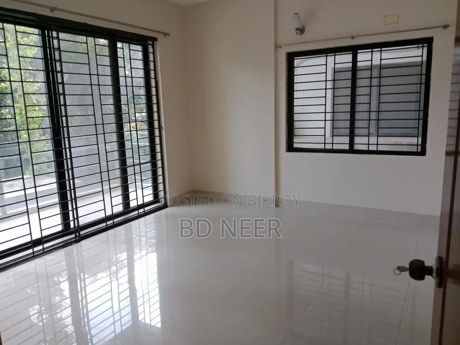 Gym& pool 4500 sft 4 Bed room apt rent in Gulshan