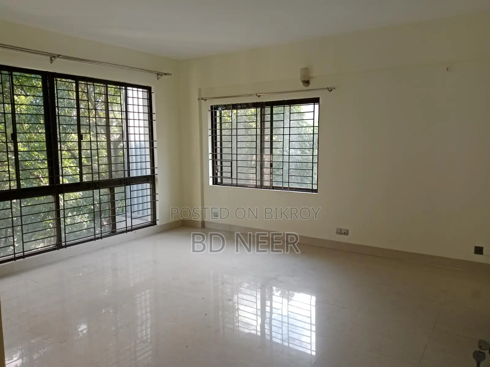 Gym& pool 4500 sft 4 Bed room apt rent in Gulshan