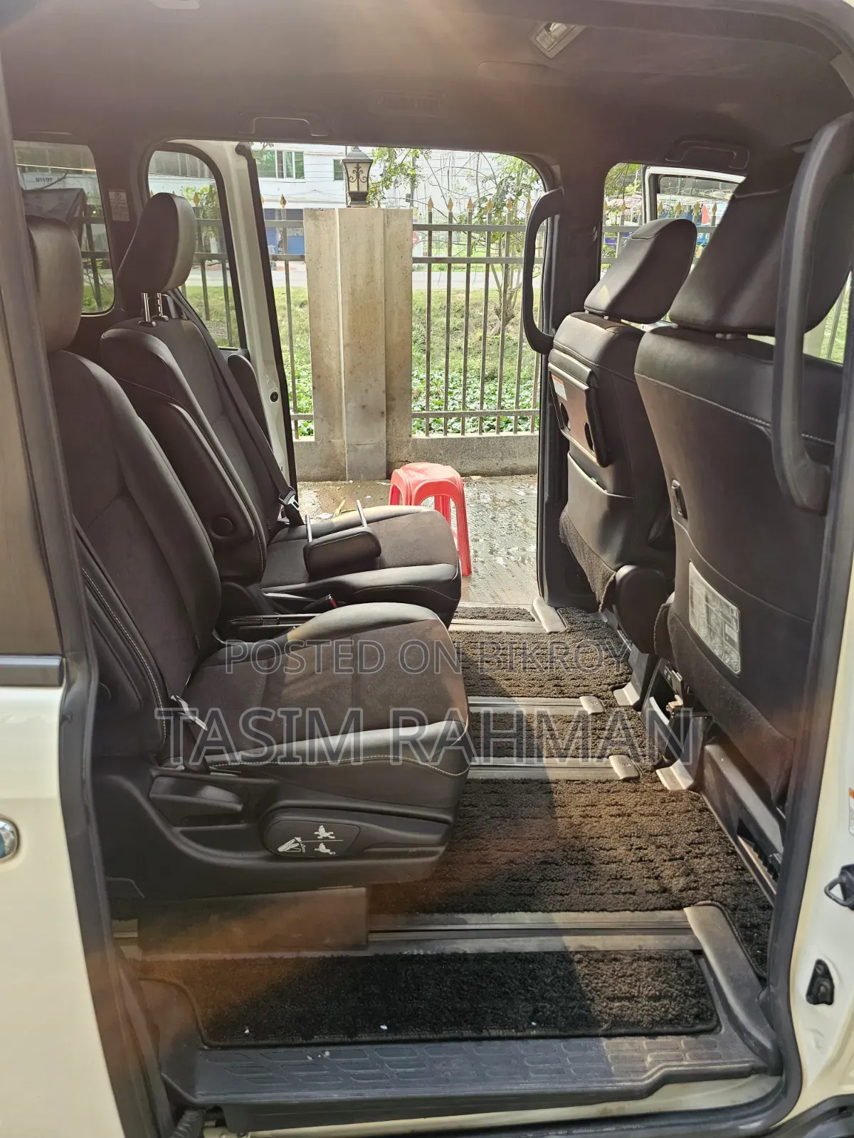 Toyota Noah 1.8 FWD Hybrid (7 Seater) 2018 Pearl