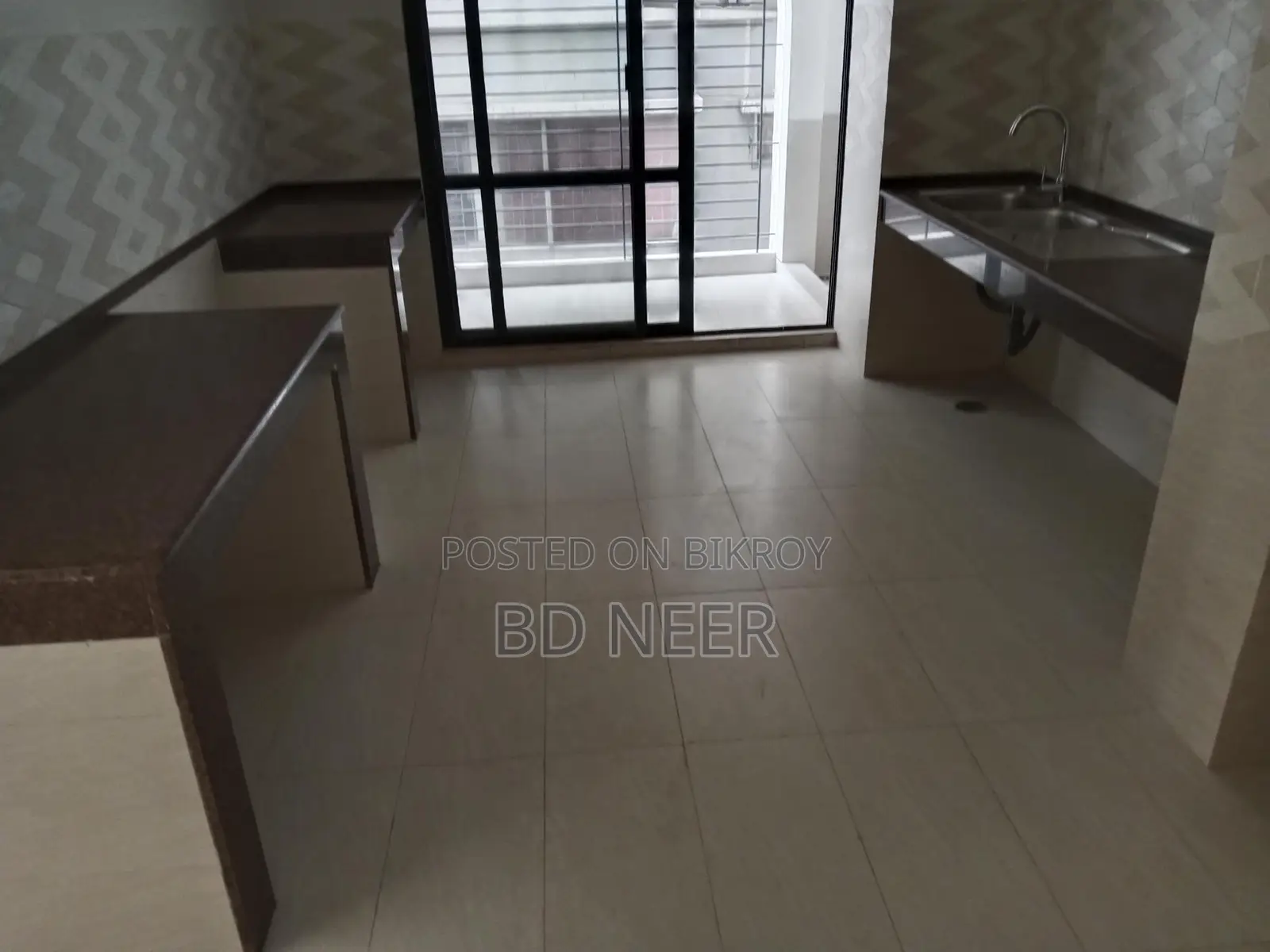 mordent facilities gym&pool 4 Bed room apt rent in Gulshan 2