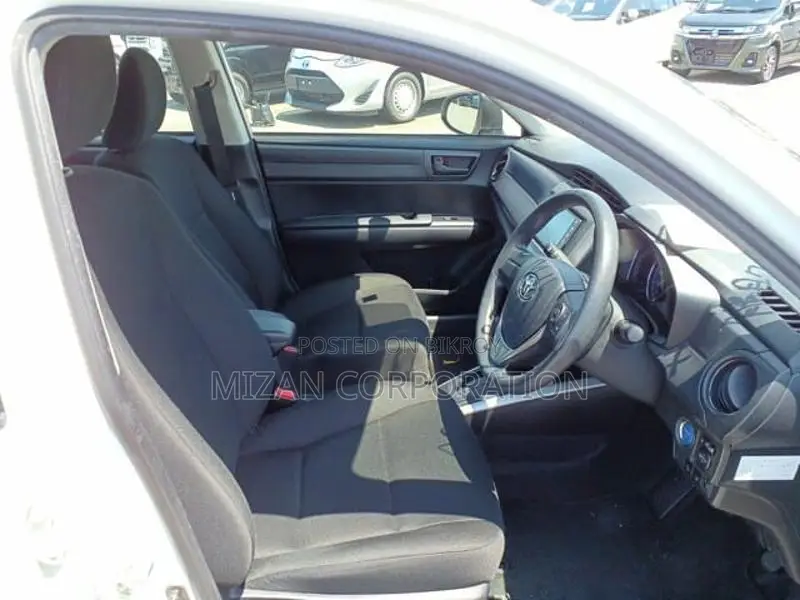 Toyota Fielder Ex package 2020