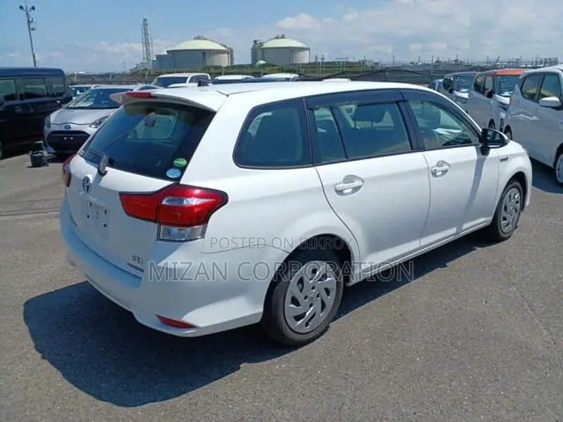 Toyota Fielder Ex package 2020